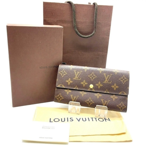 Louis Vuitton Handbags - LOUIS vuitton Monogram Pochette Porte Credit Wallet